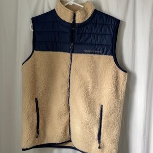 Men’s Vineyard Vines zip up vest